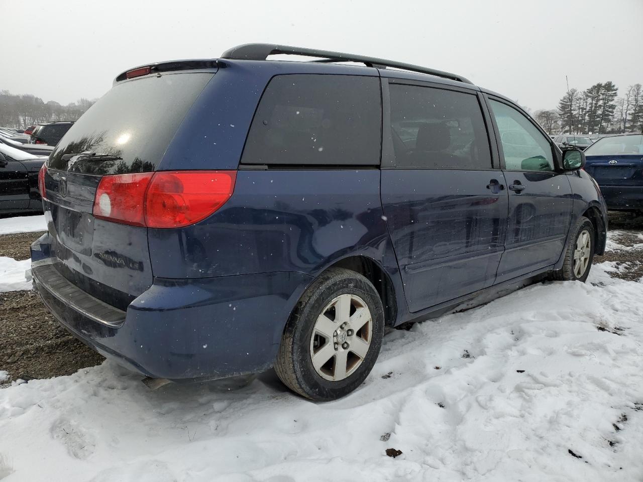 2006 Toyota Sienna - Image 3