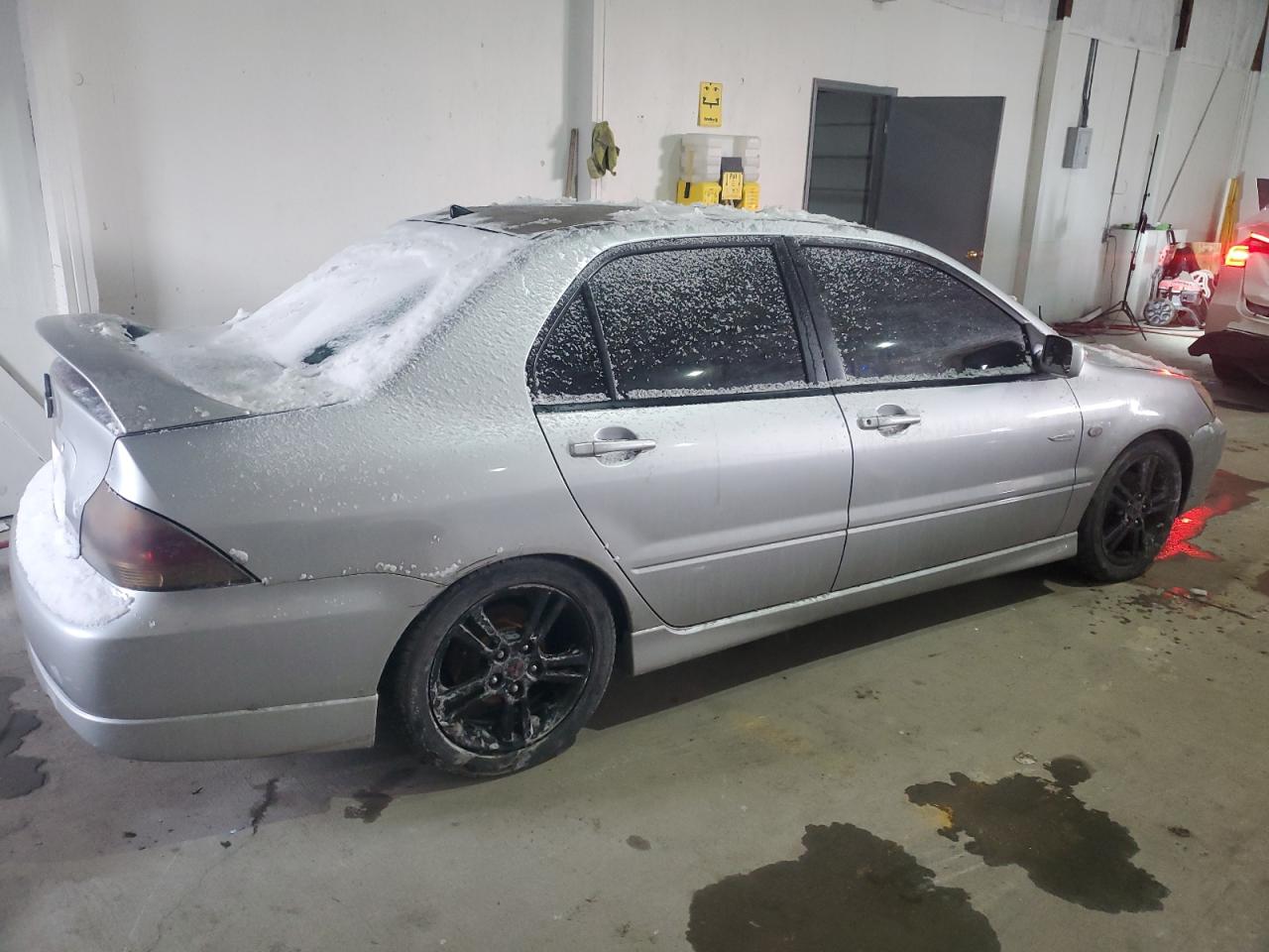 2006 Mitsubishi Lancer - Image 3