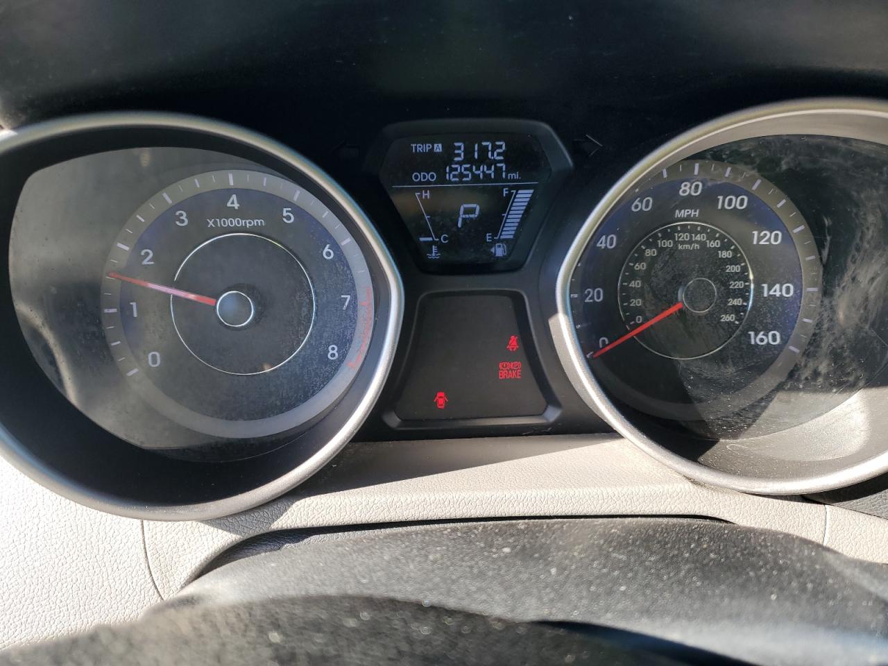 2013 Hyundai Elantra - Image 9