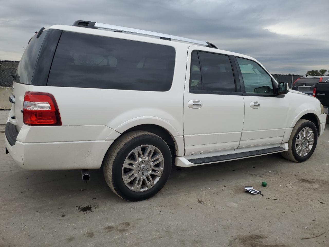 2014 Ford Expedition - Image 3