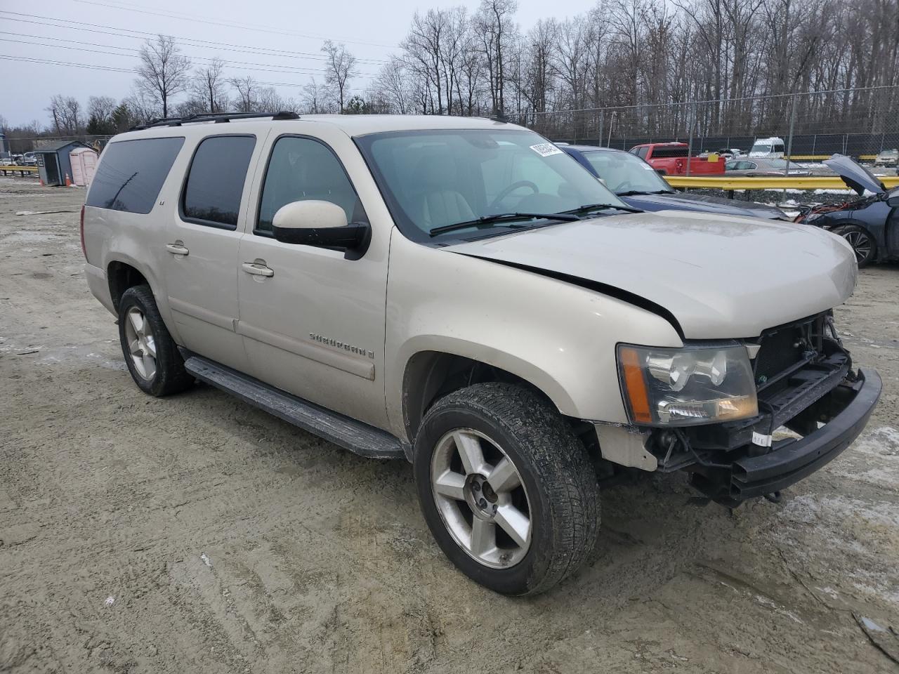2007 Chevrolet Suburban - Image 4