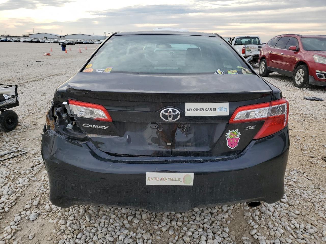 2013 Toyota Camry - Image 6