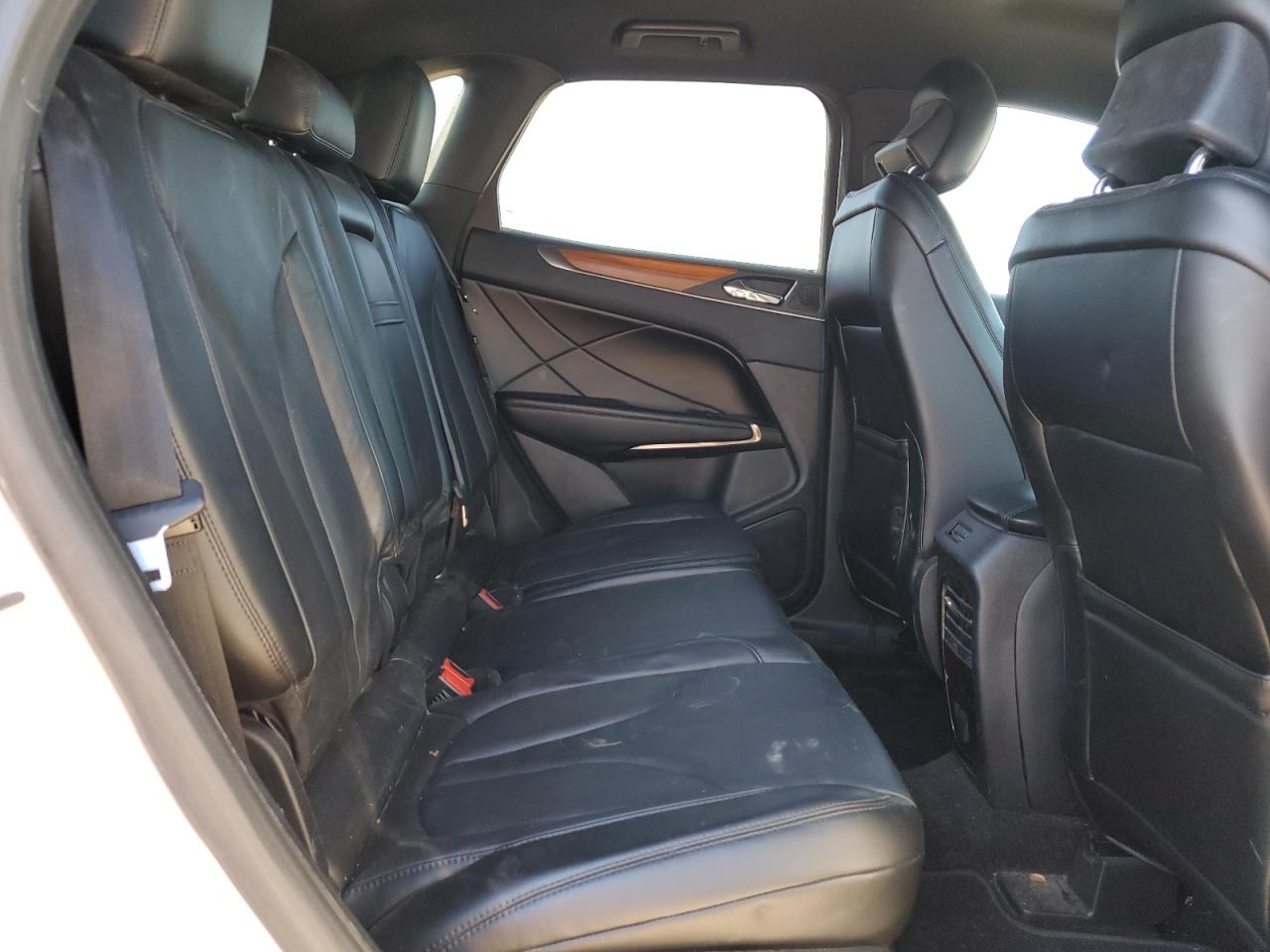 2018 Lincoln MKC - Image 11