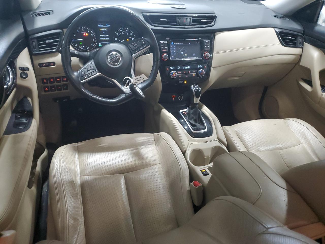 2017 Nissan Rogue - Image 8