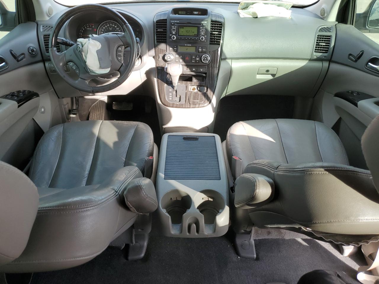 2014 Kia Sedona - Image 8