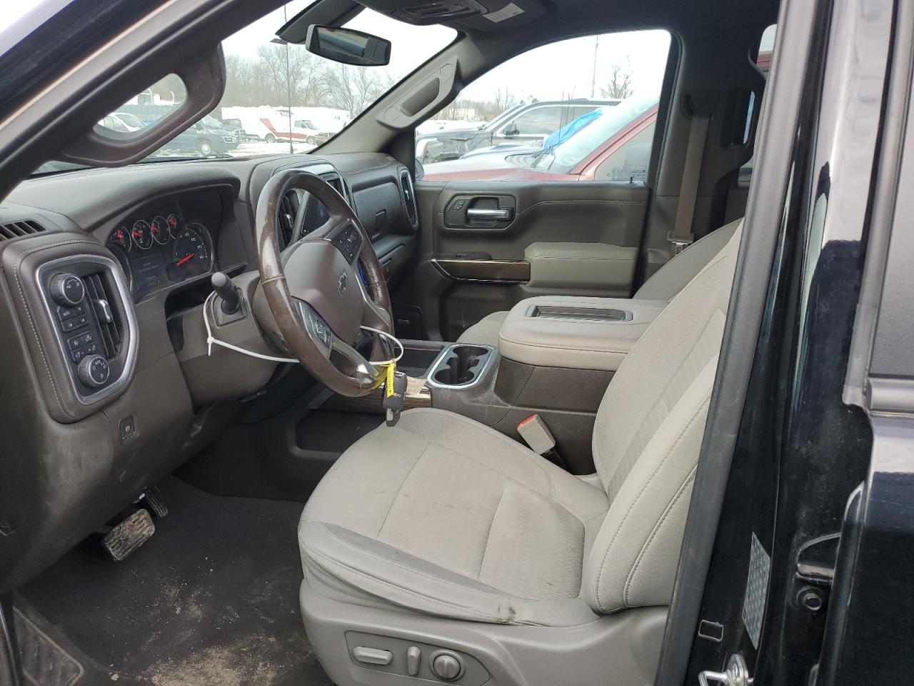 2019 Chevrolet Silverado - Image 7
