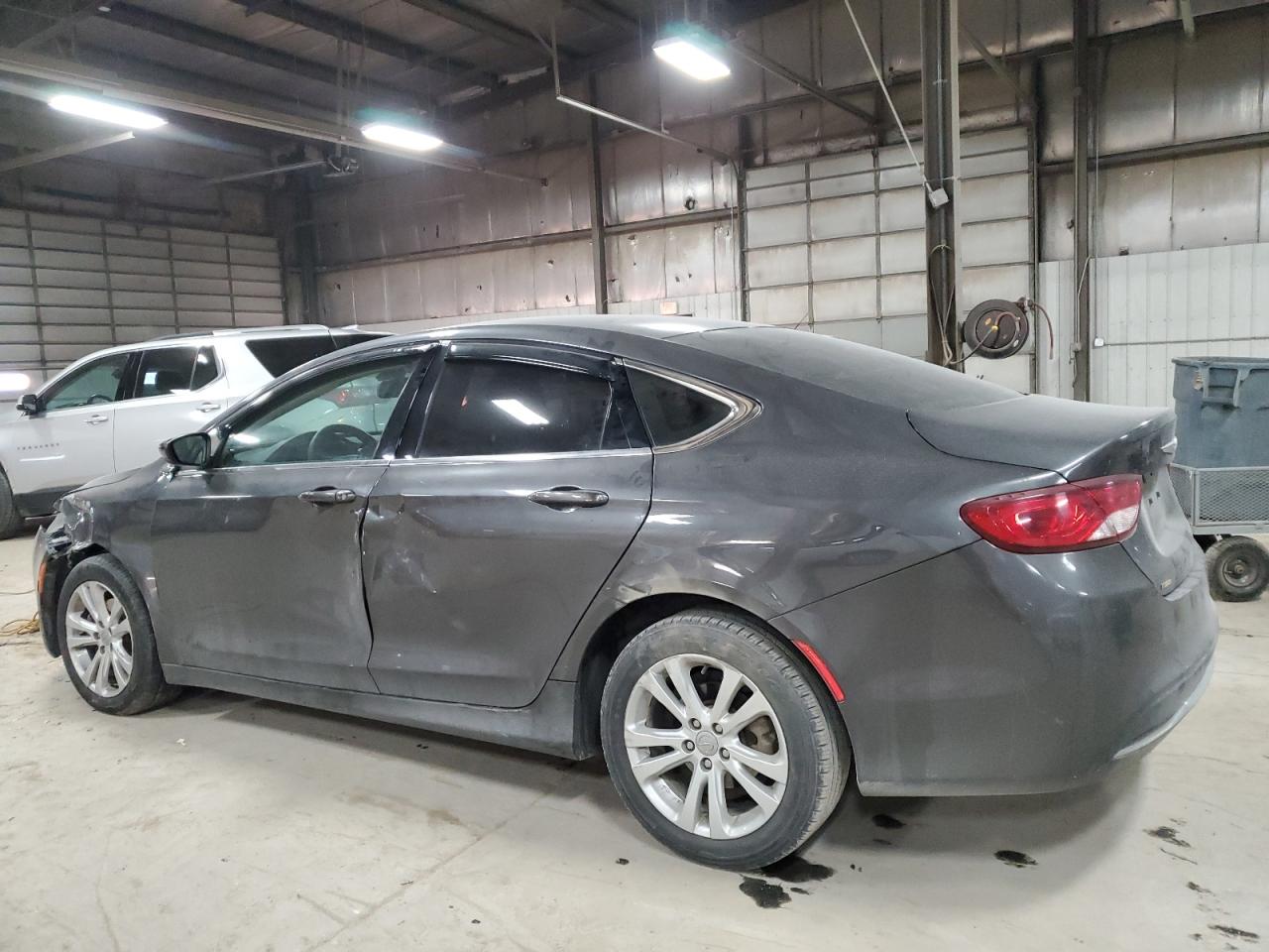 2015 Chrysler 200 - Image 2