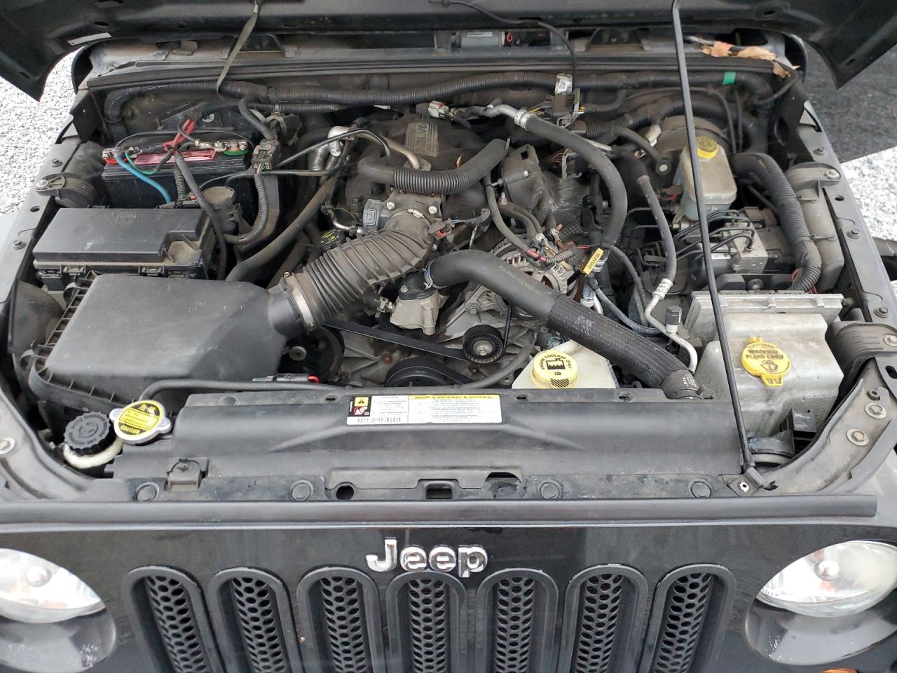 2008 Jeep Wrangler - Image 12