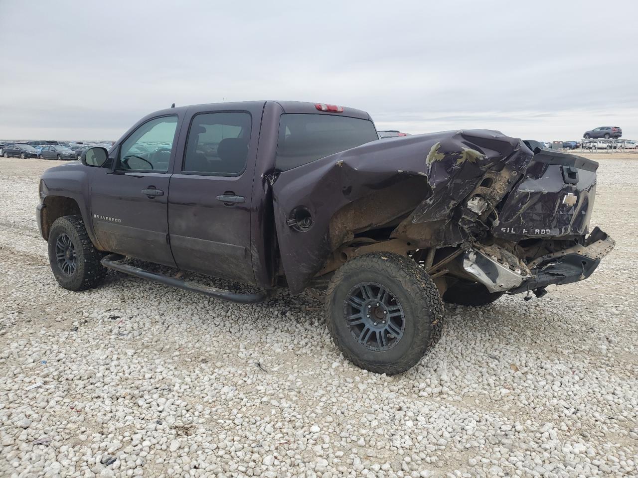 2008 Chevrolet Silverado - Image 2