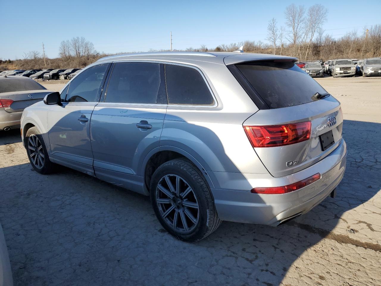 2018 Audi Q7 - Image 2
