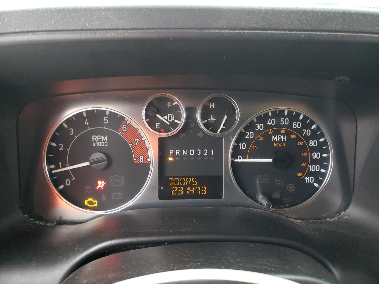 2008 Hummer H3 - Image 9