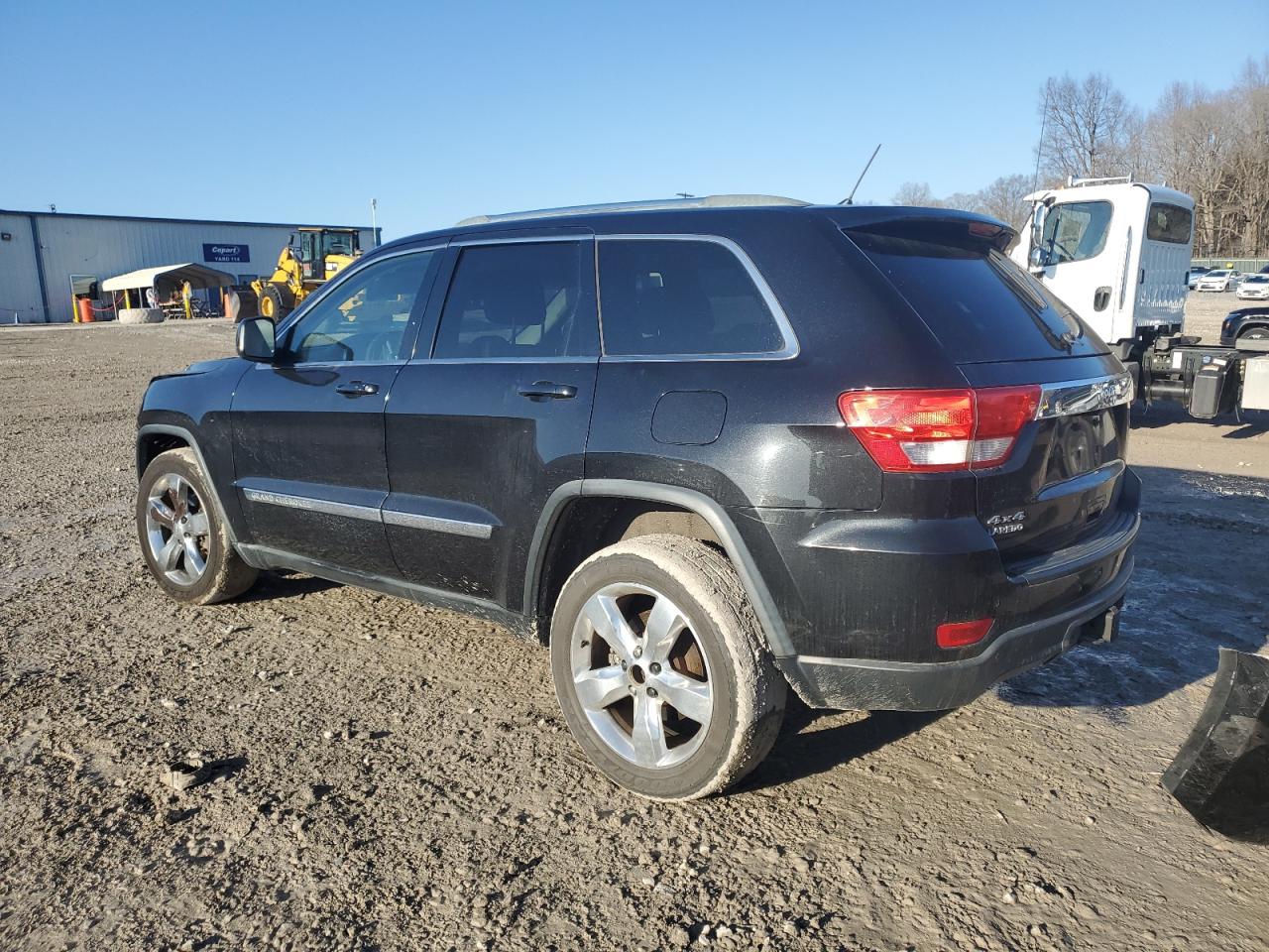 2012 Jeep Grand Cherokee - Image 2