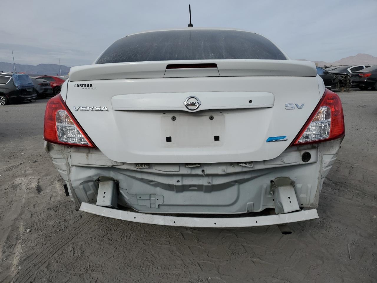 2015 Nissan Versa - Image 6