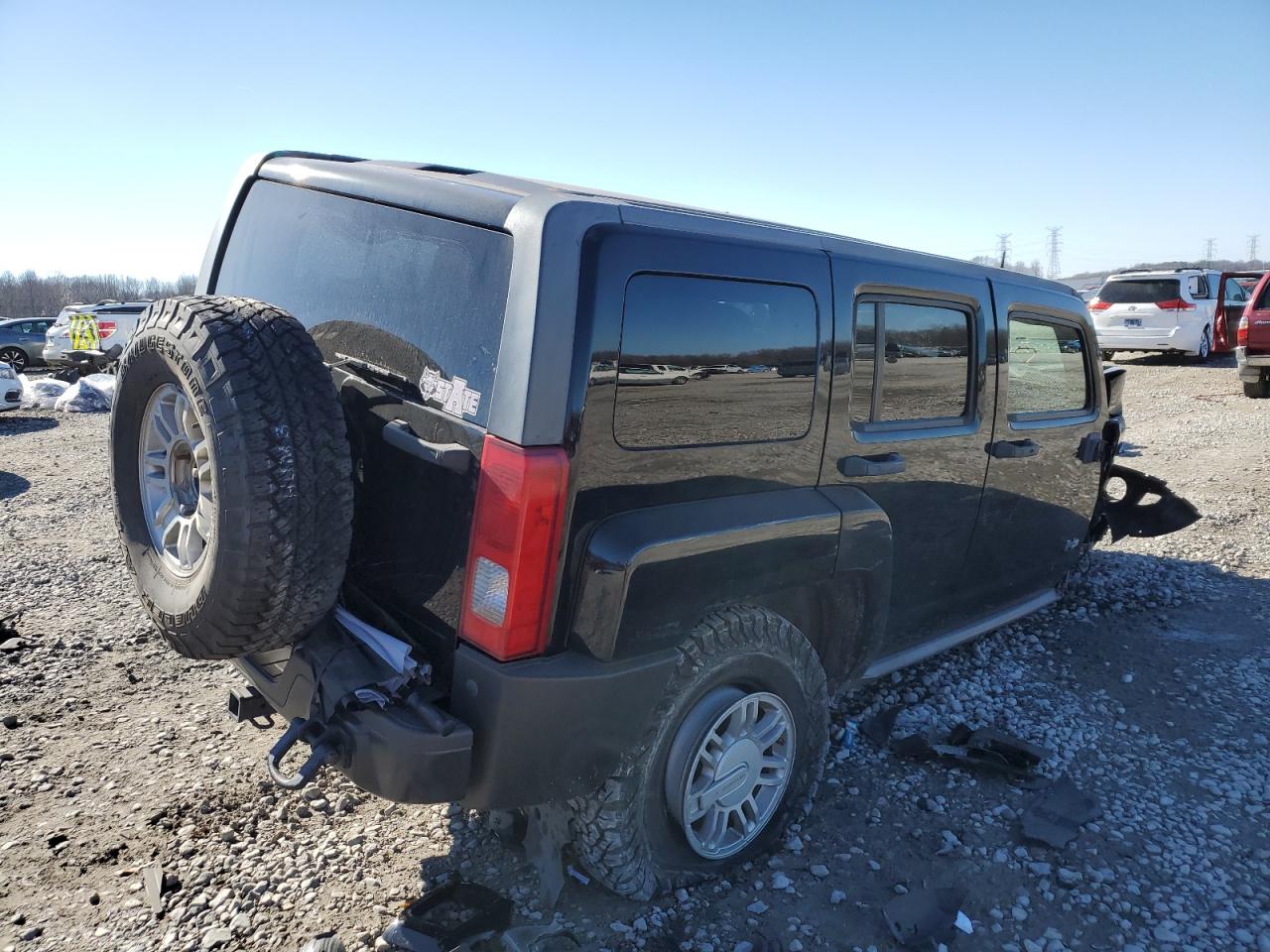 2009 Hummer H3 - Image 3