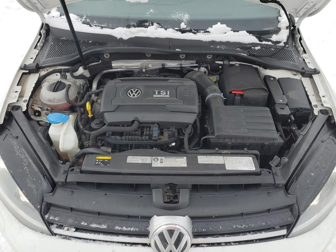 2016 Volkswagen Golf - Image 11
