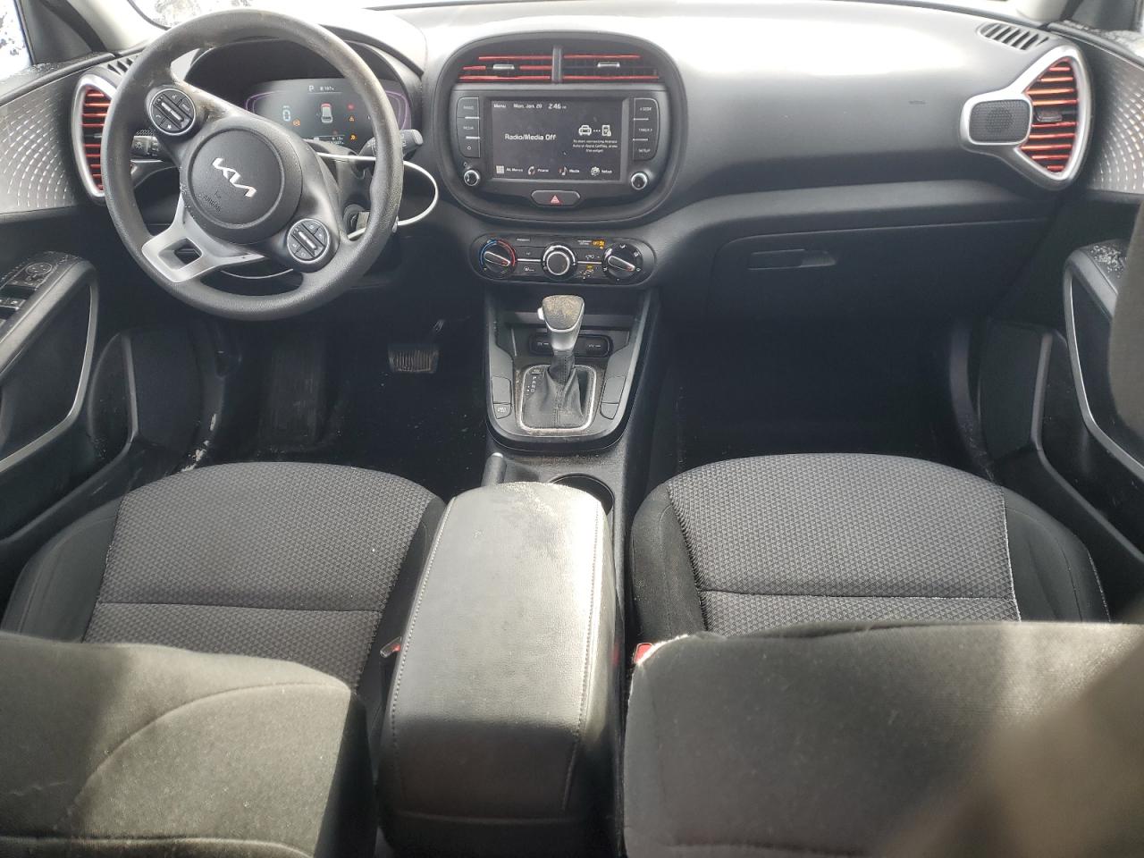 2023 Kia Soul - Image 8