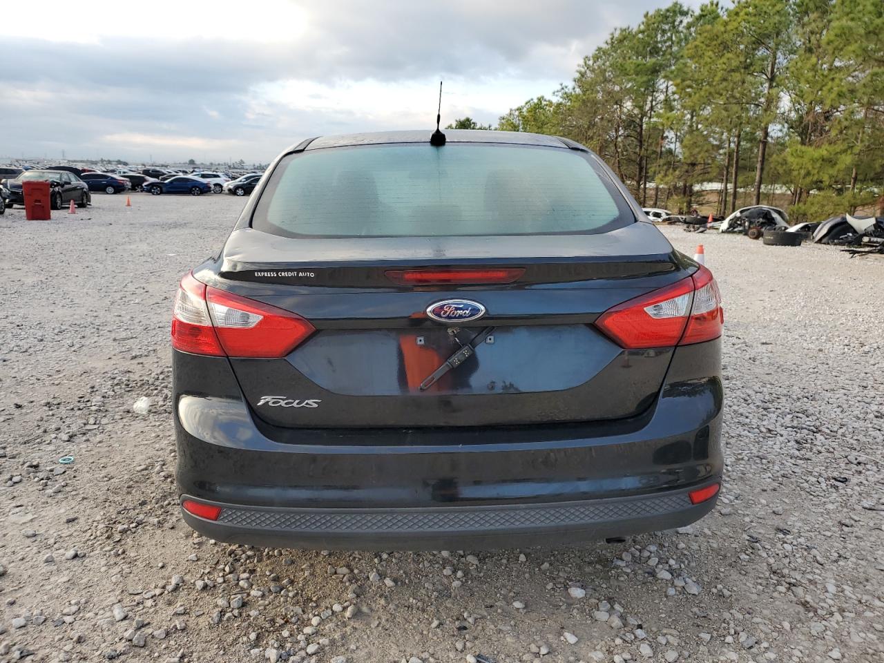 2012 Ford Focus - Image 6