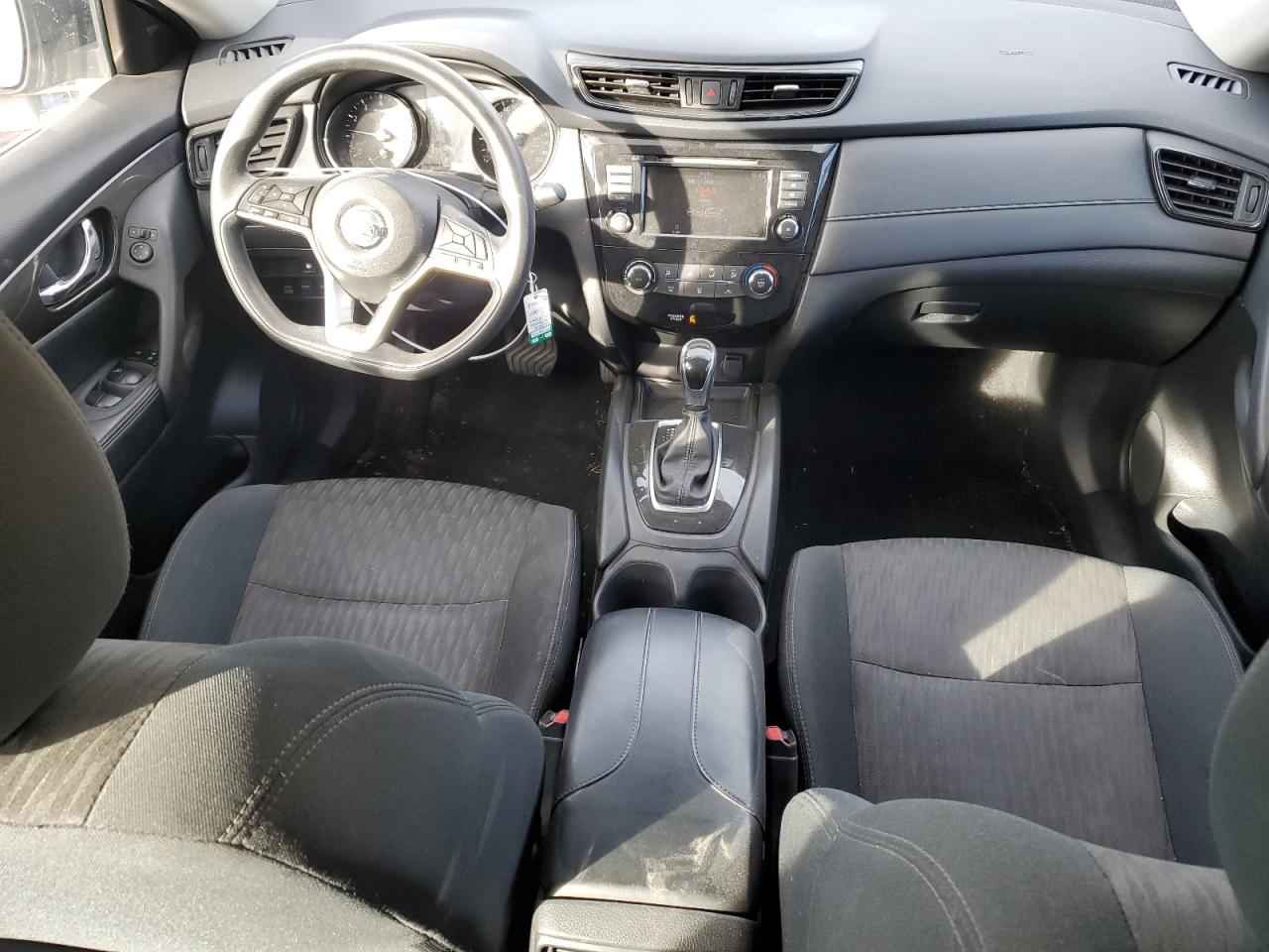 2018 Nissan Rogue - Image 8