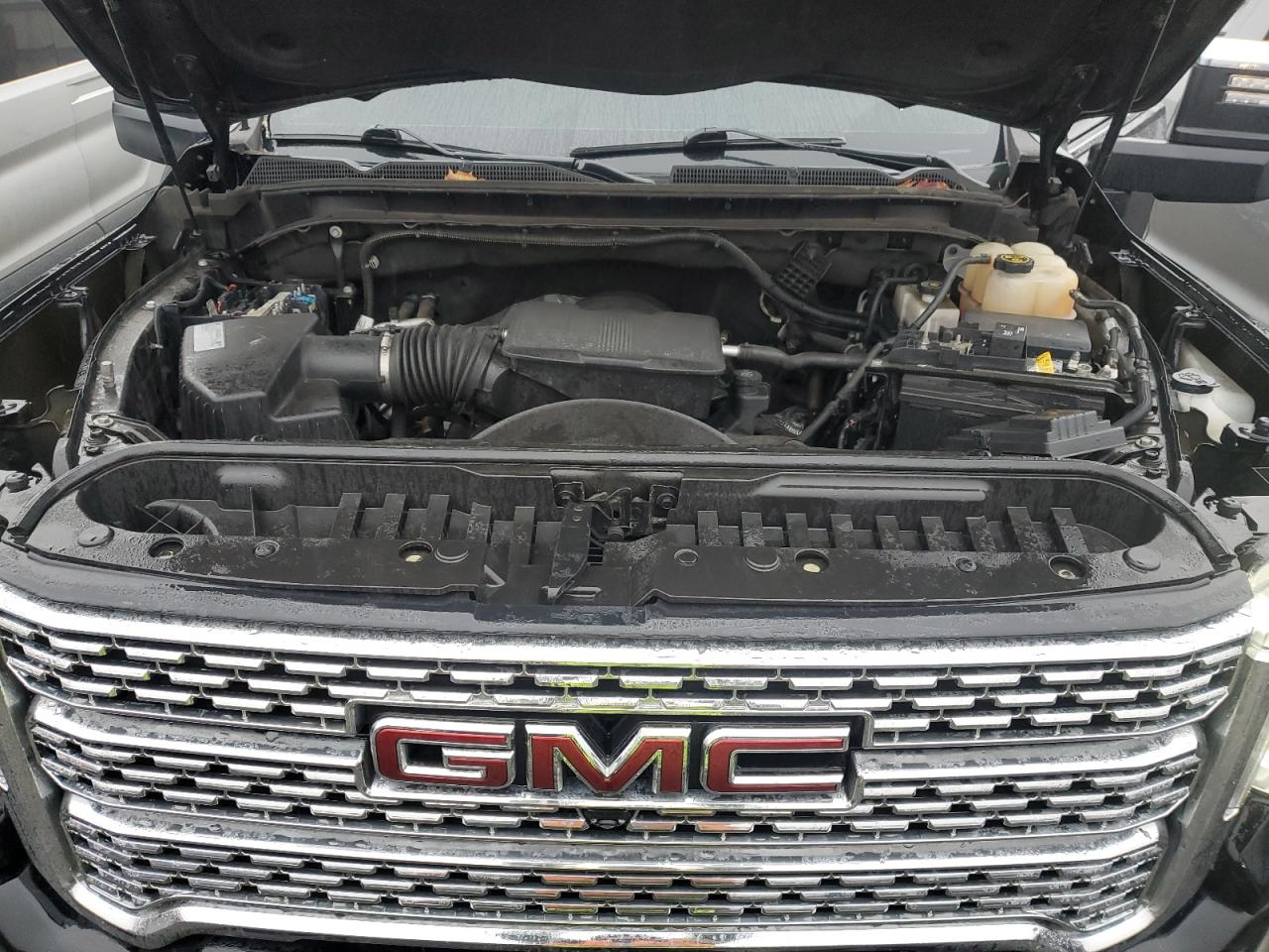 2021 GMC Sierra - Image 11
