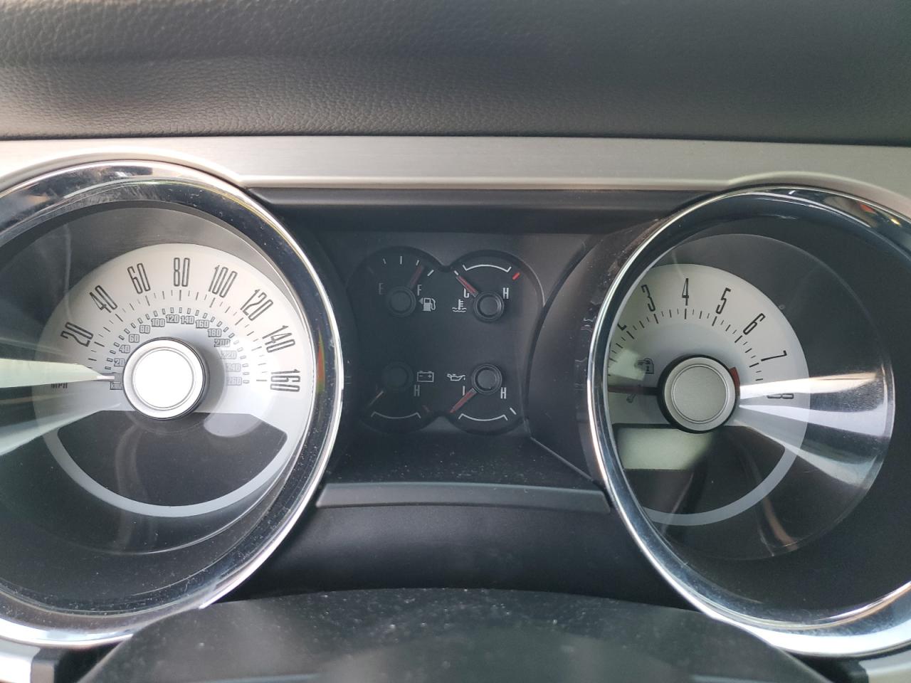 2012 Ford Mustang - Image 9