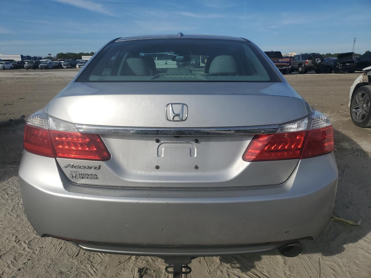 2013 Honda Accord - Image 6