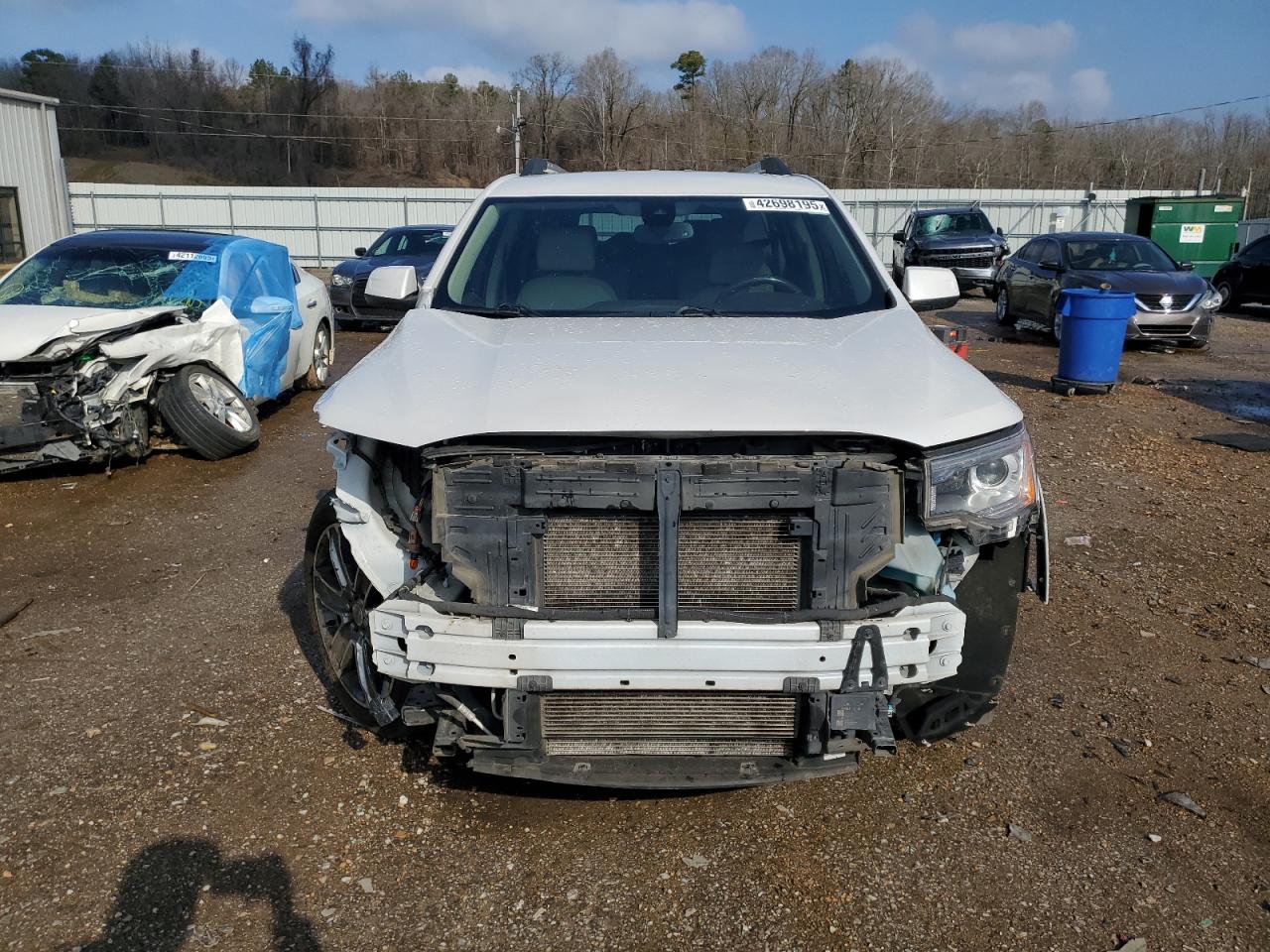 2017 GMC Acadia - Image 5