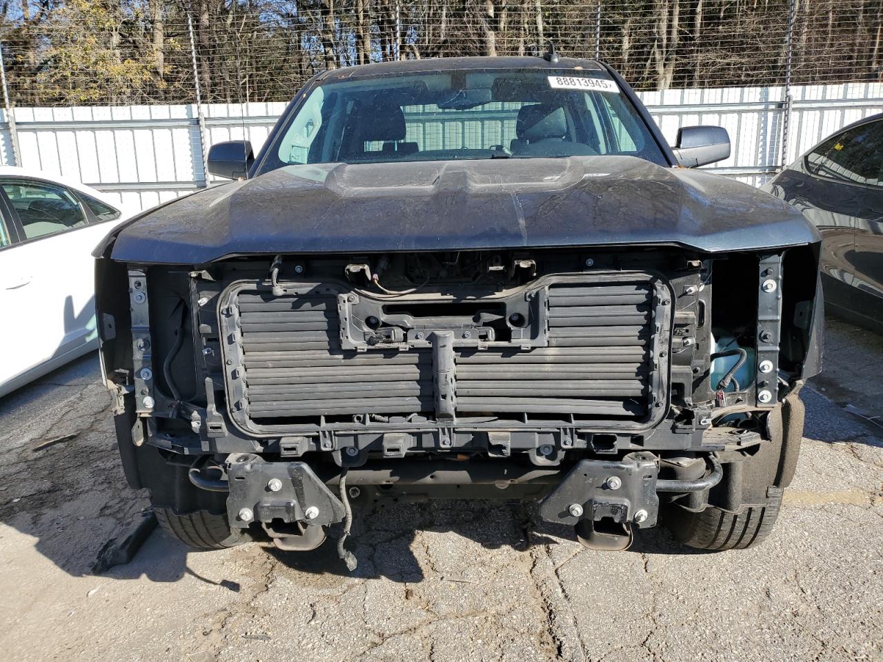 2018 Chevrolet Silverado - Image 5