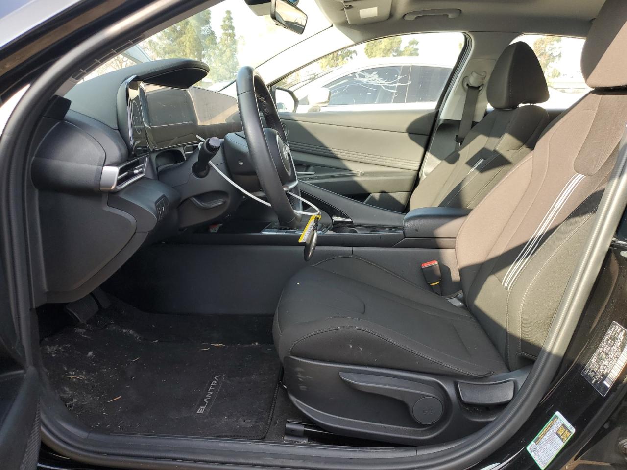 2024 Hyundai Elantra - Image 7