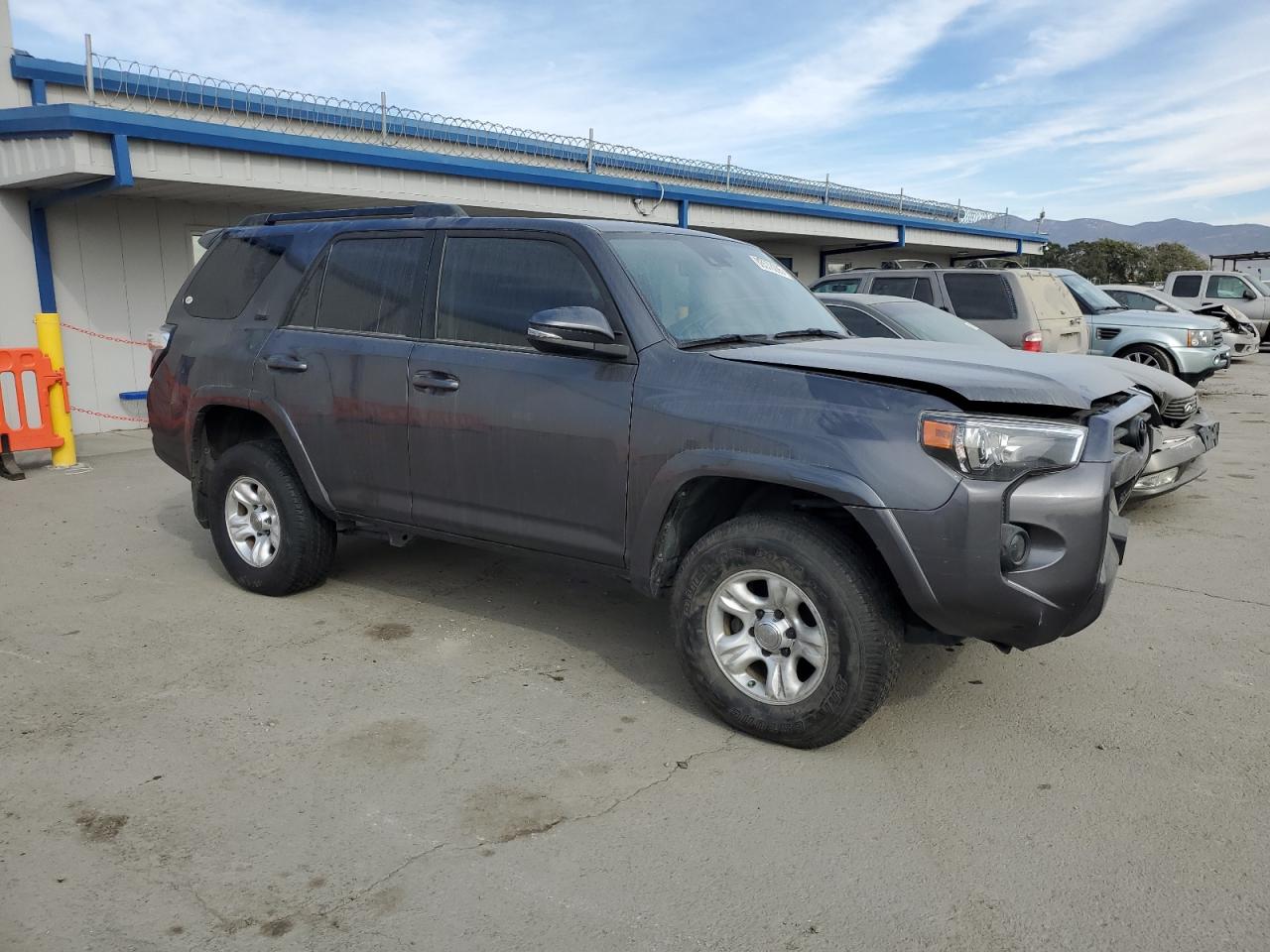 2021 Toyota 4Runner - Image 4