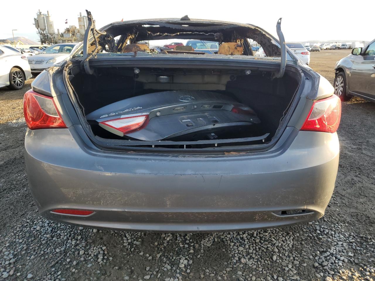 2011 Hyundai Sonata - Image 6