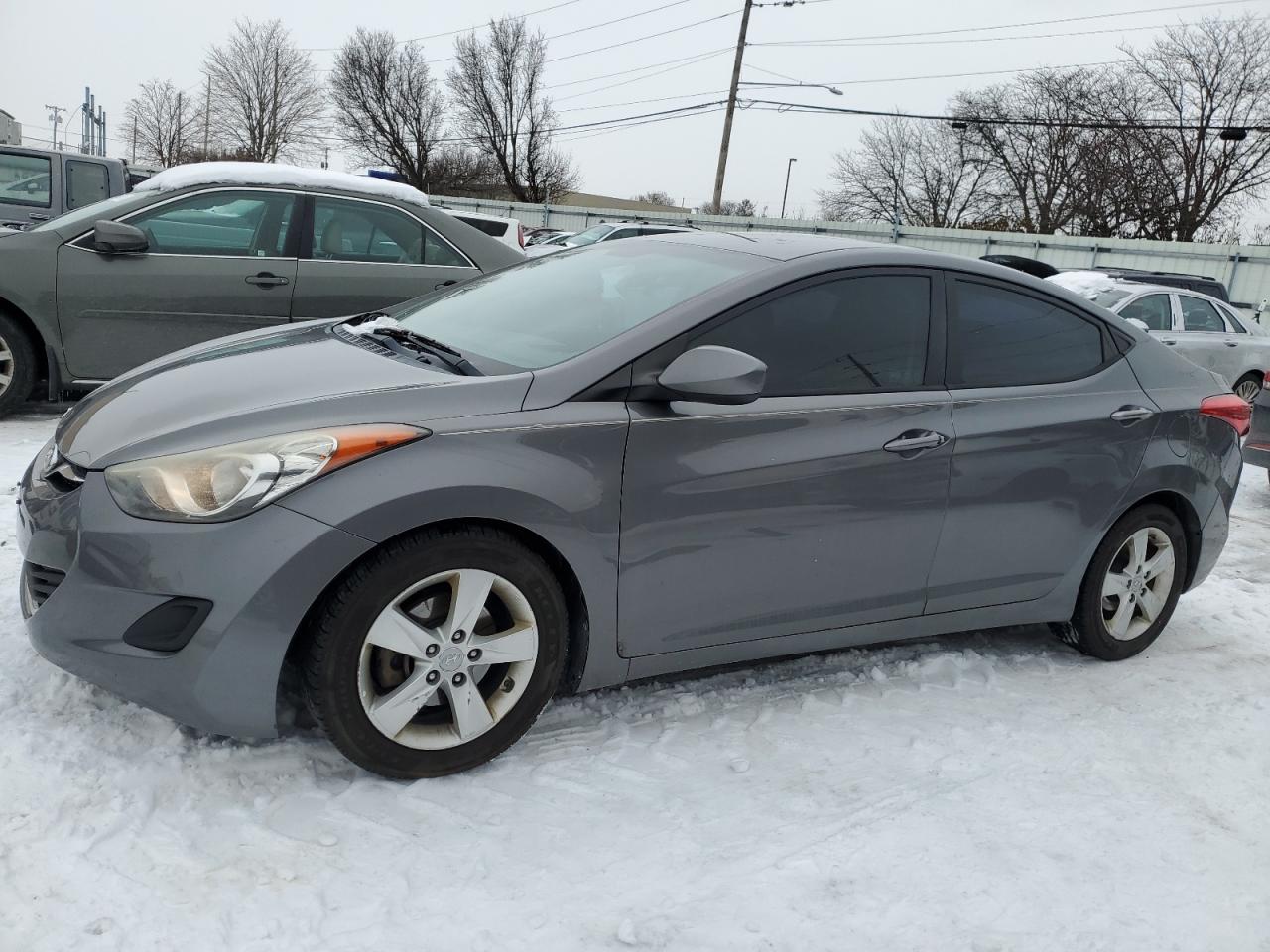 VIN 5NPDH4AEXDH233906 2013 HYUNDAI ELANTRA no.1