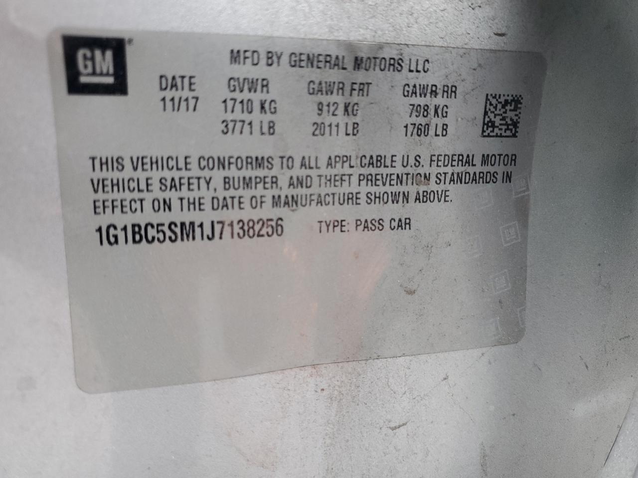 2018 Chevrolet Cruze - Image 13