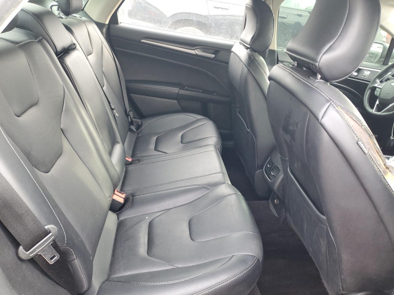 2017 Ford Fusion - Image 10