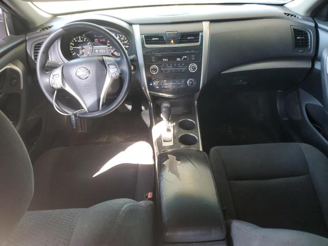 Sedans NISSAN ALTIMA 2015 Srebrny