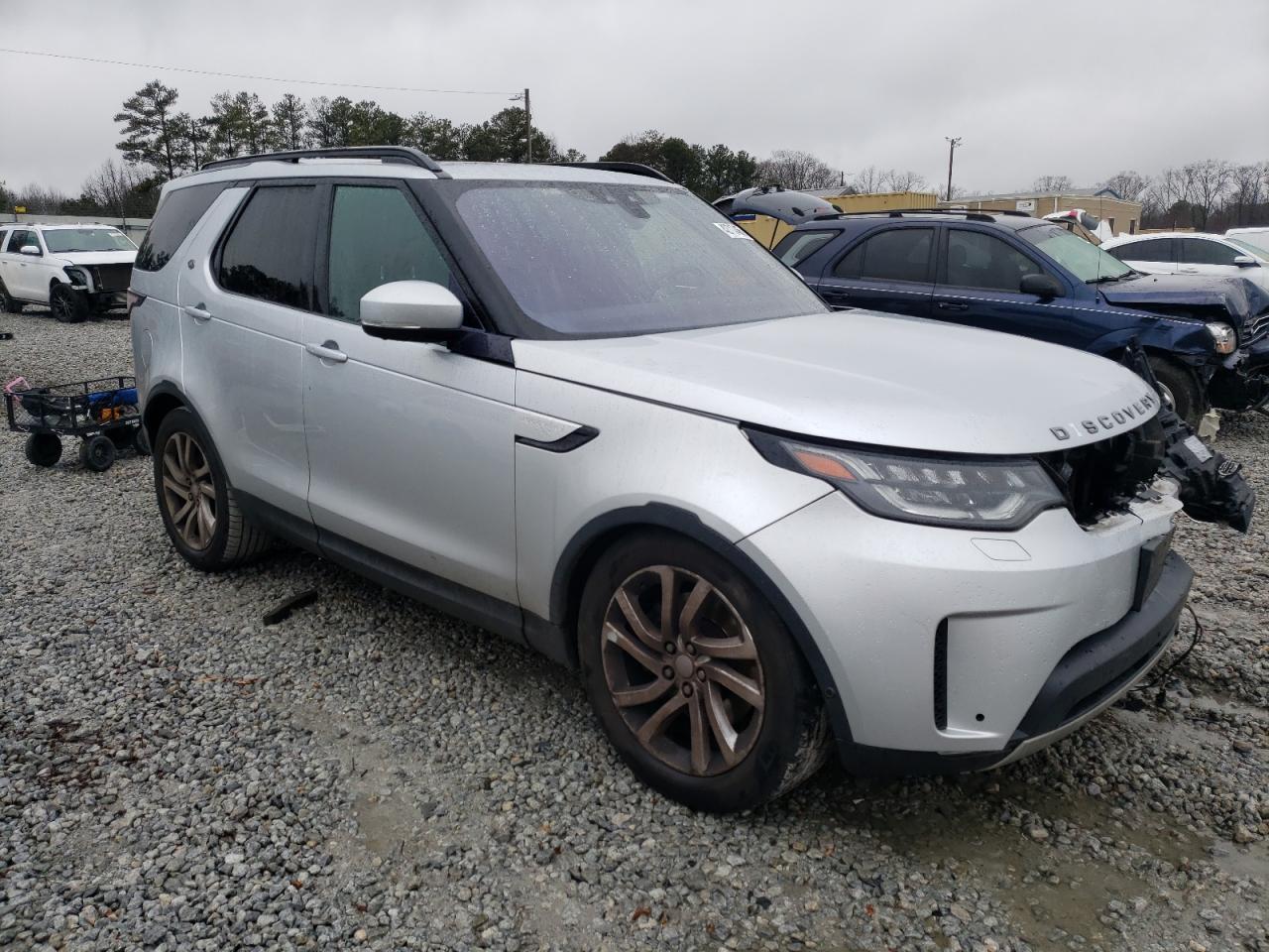 2017 Land Rover Discovery - Image 4