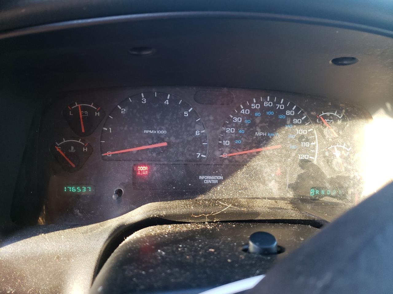 2002 Dodge Dakota - Image 9