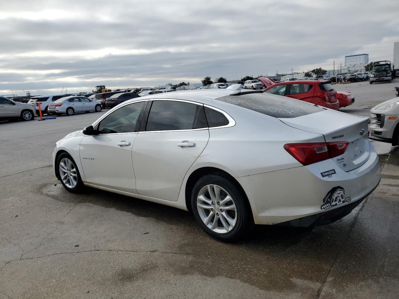 2017 Chevrolet Malibu - Image 2