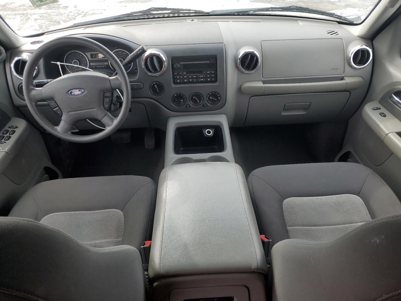 2006 Ford Expedition - Image 8