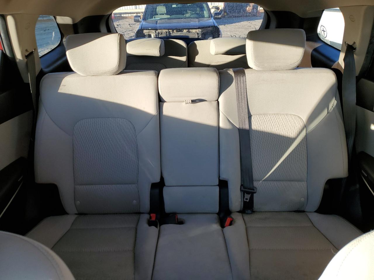 2018 Hyundai Santa Fe - Image 10