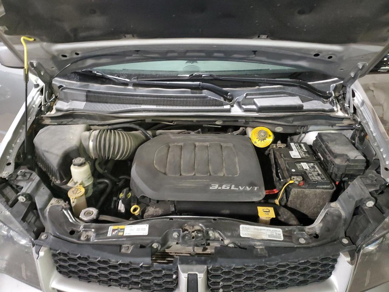 2018 Dodge Caravan - Image 13