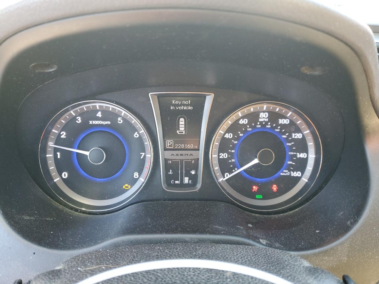 2012 Hyundai Azera - Image 9