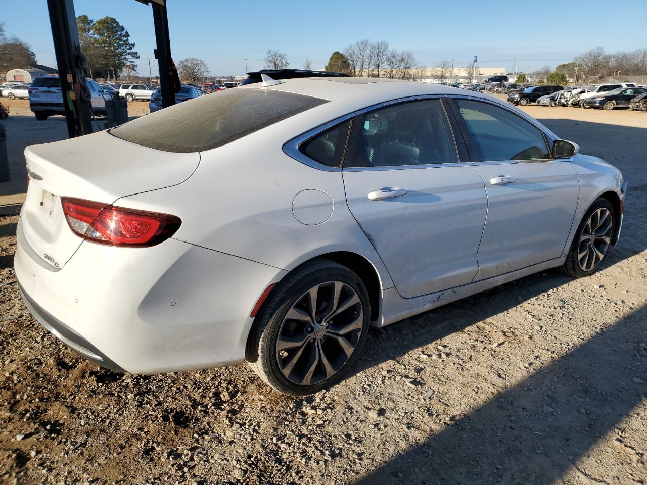 2015 Chrysler 200 - Image 3