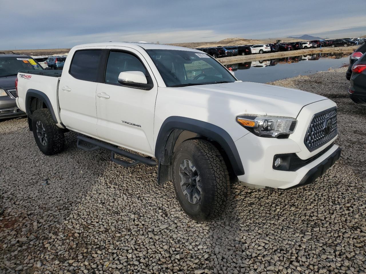 VIN 3TMCZ5AN2KM255517 2019 TOYOTA TACOMA no.4