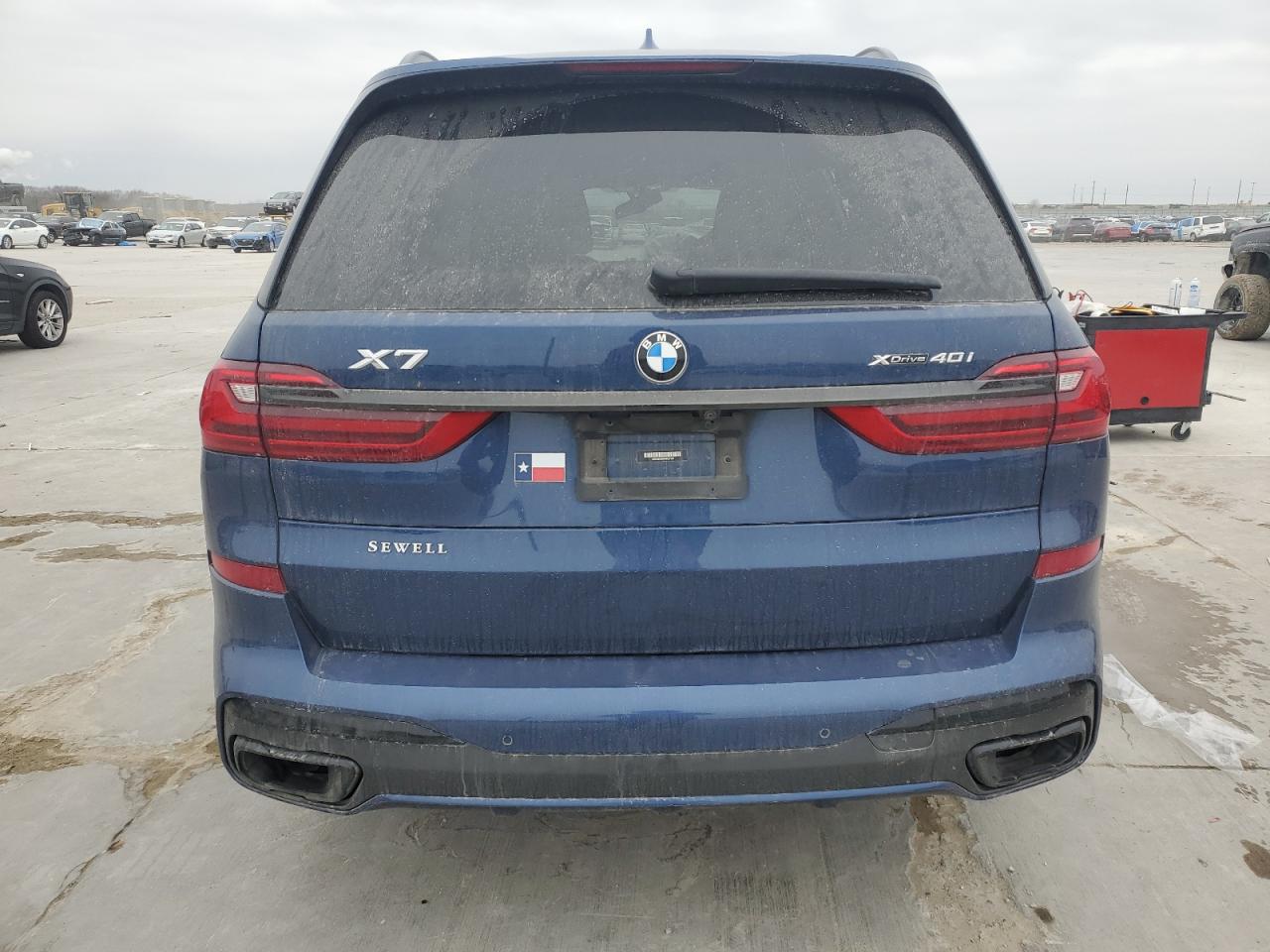 2022 BMW X7 - Image 6