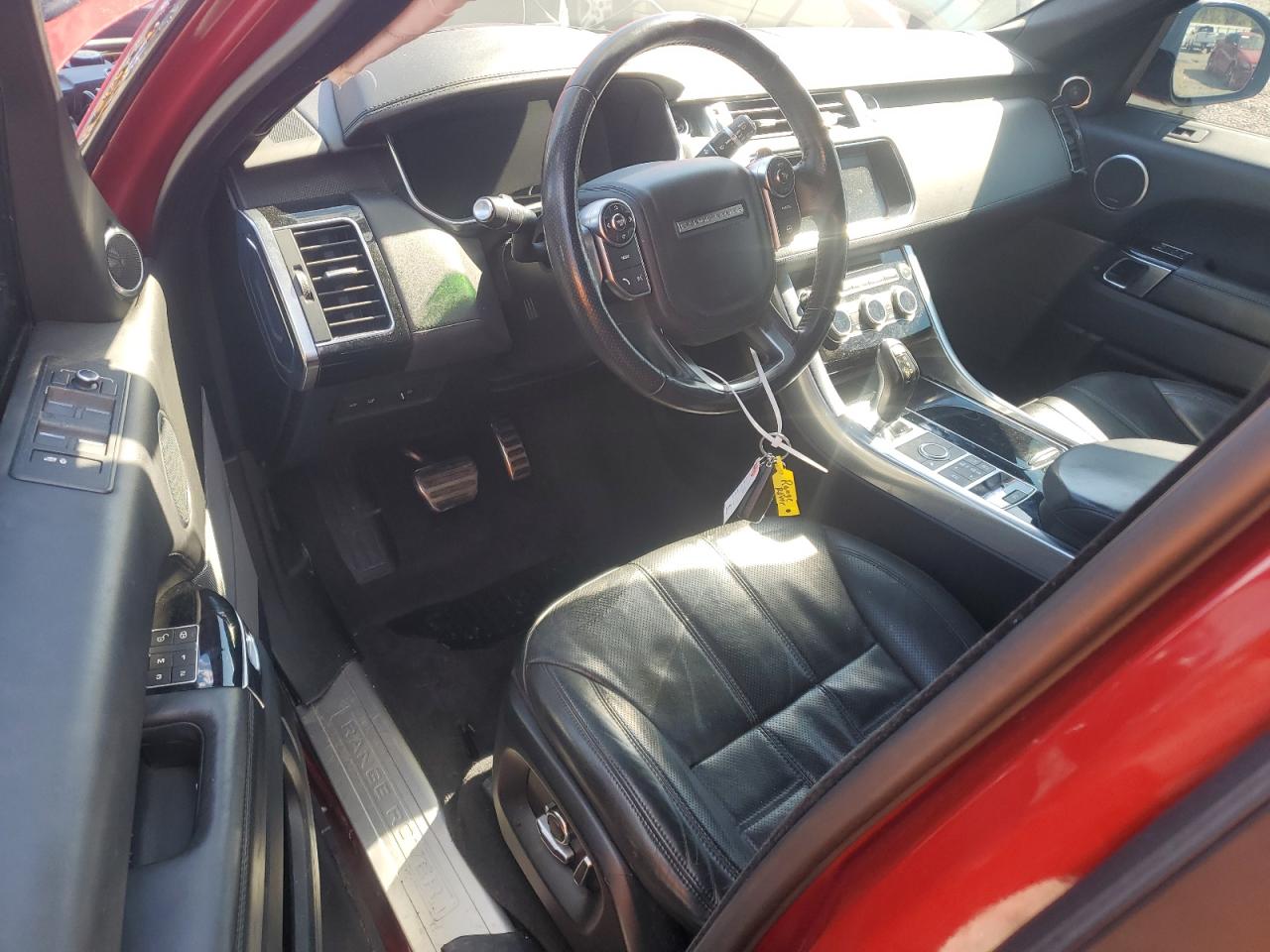 2017 Land Rover Range Rover - Image 8