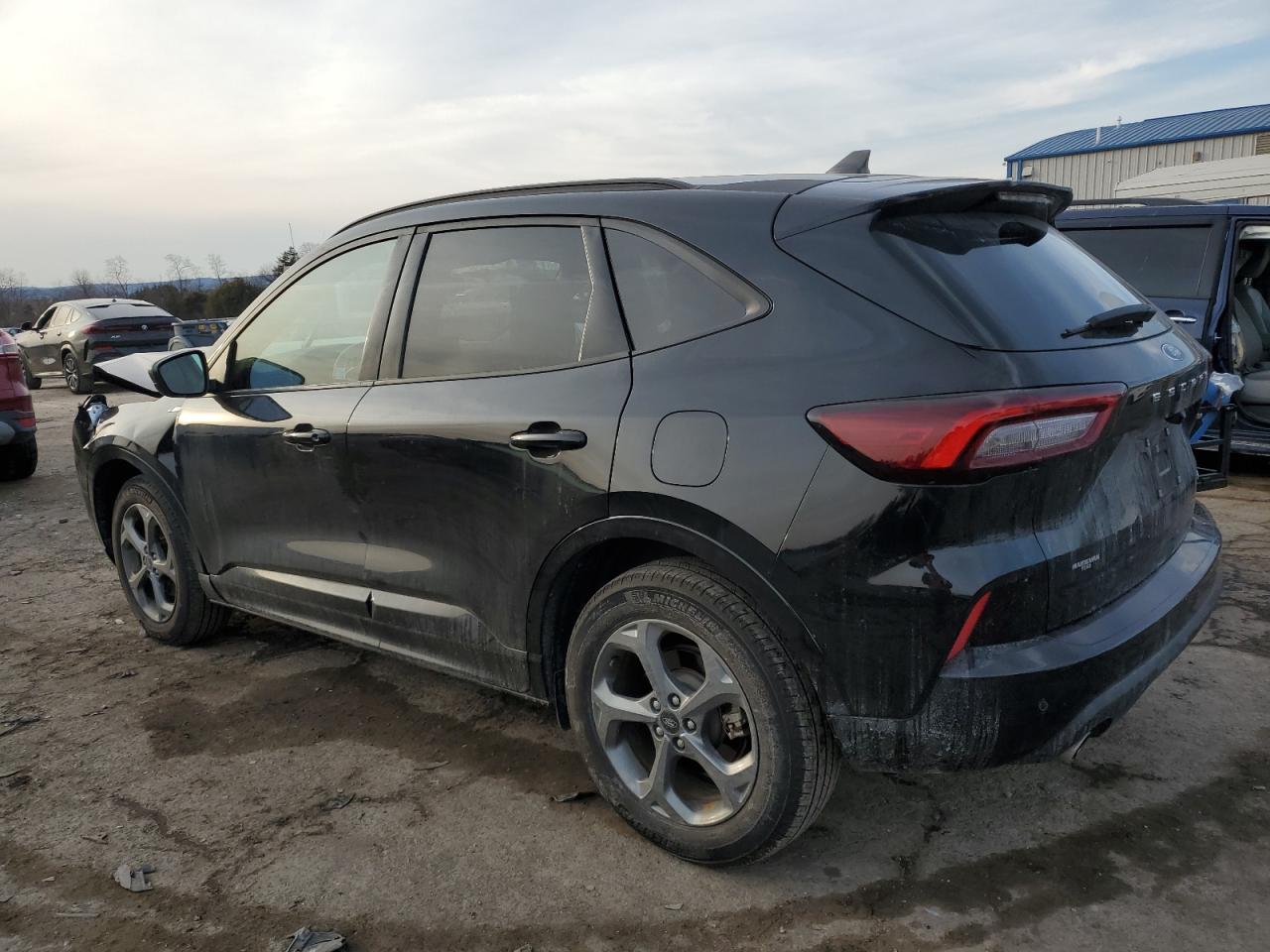 2023 Ford Escape - Image 2
