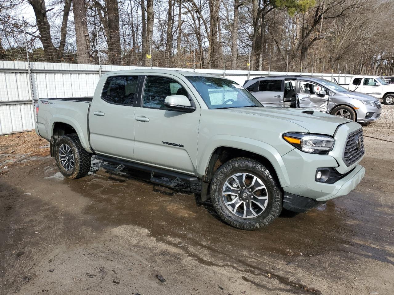 2022 Toyota Tacoma - Image 4