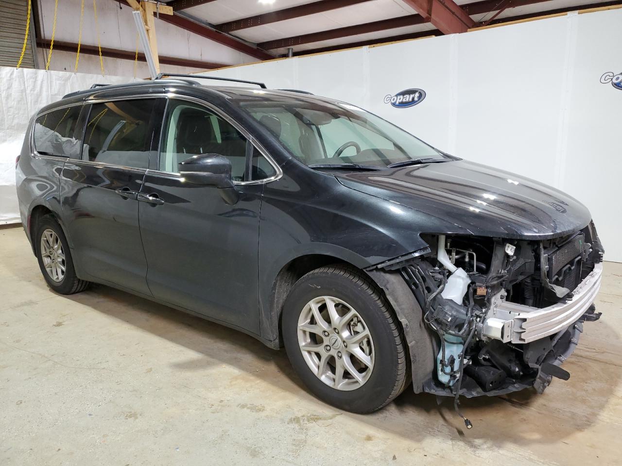 2022 Chrysler Pacifica - Image 4