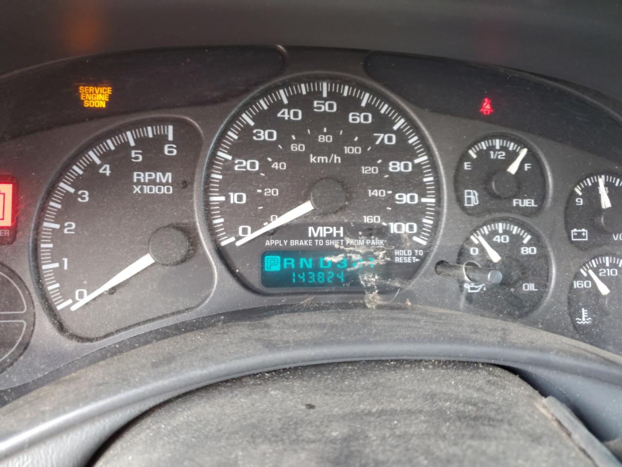 2002 Chevrolet Avalanche - Image 9