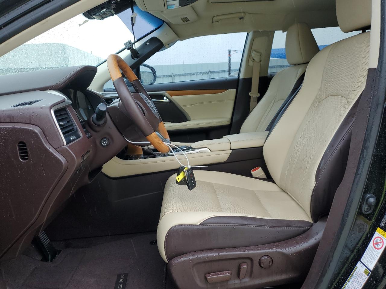 2017 Lexus RX - Image 7